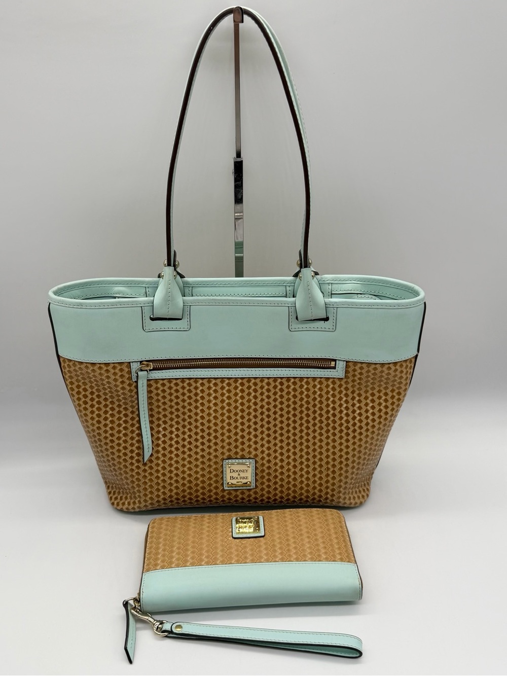 Dooney & Bourke Beacon Large Shoulder Tote Bag with Matching Wallet Mint Brown